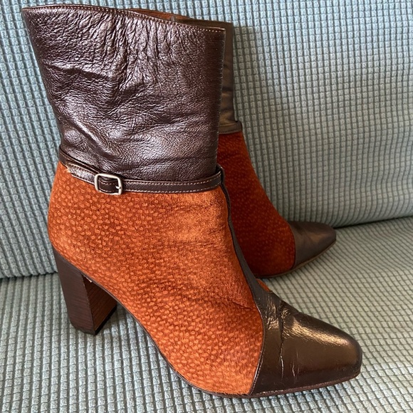 Suede & Leather Color block Stacked Heel Booties Brown Sz 8 $295 - Picture 1 of 15